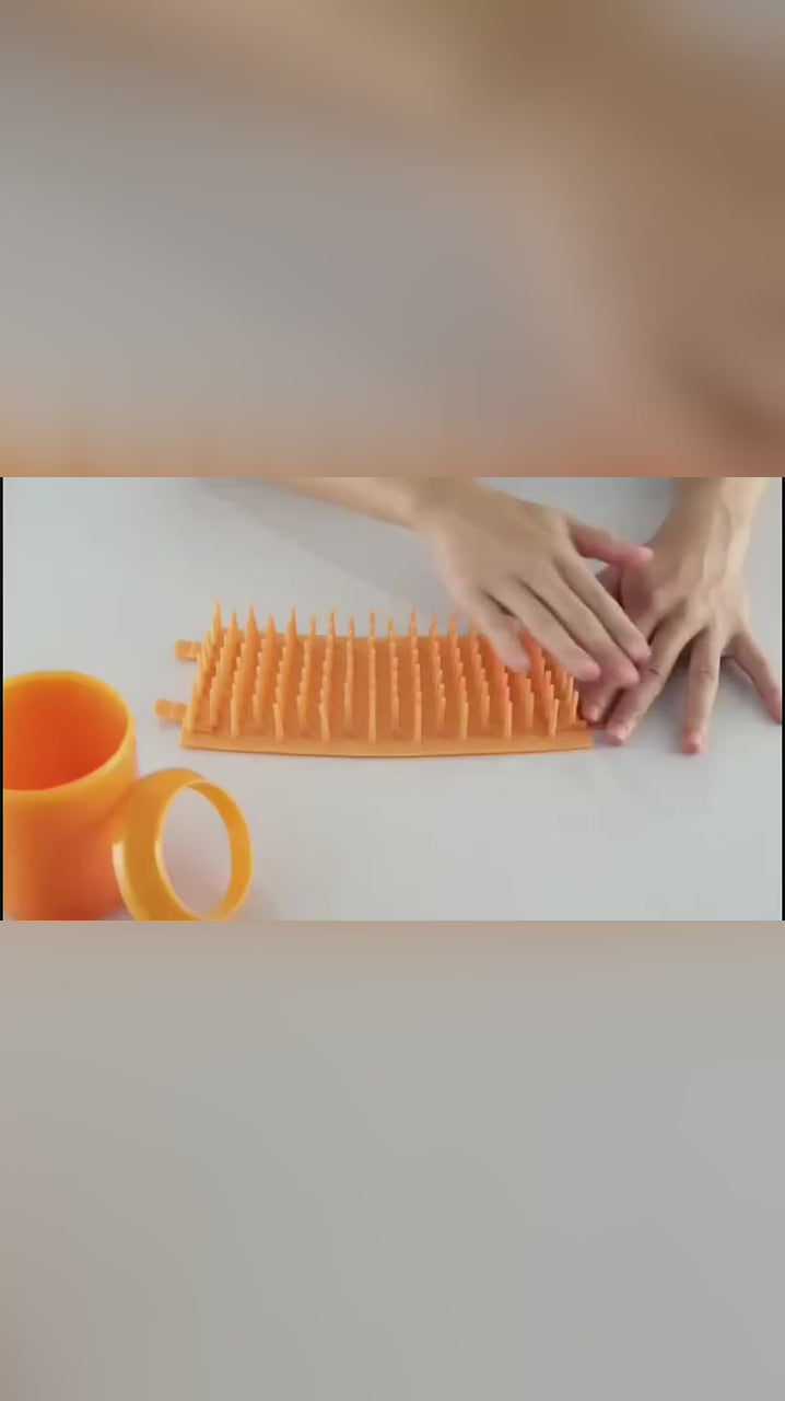 PawNest™ Portable Dog Paw Cleaner